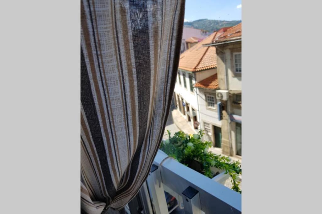 Casa Do Adro- Douro Apartment Peso da Regua Luaran gambar